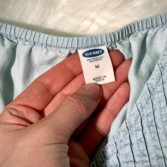 Light Blue Top - Picture 2 of 2